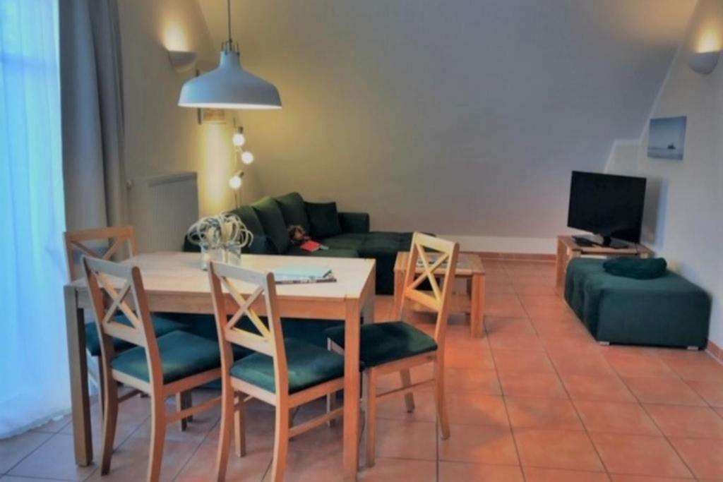 Apartment 7 Windjammer